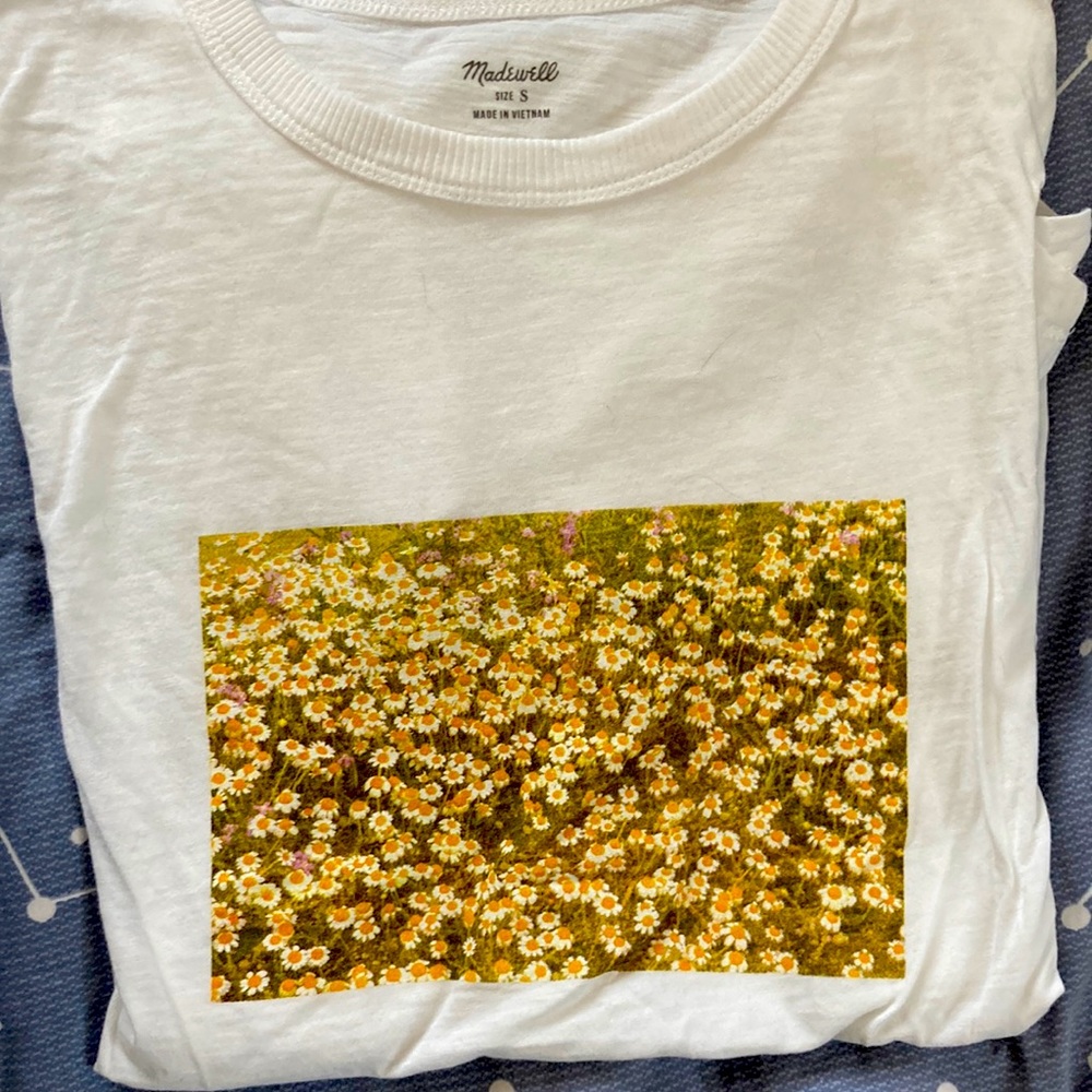 *MOVING* Madewell Daisy Meadow Graphic Whisper Cotton Rib-Crewneck Tee